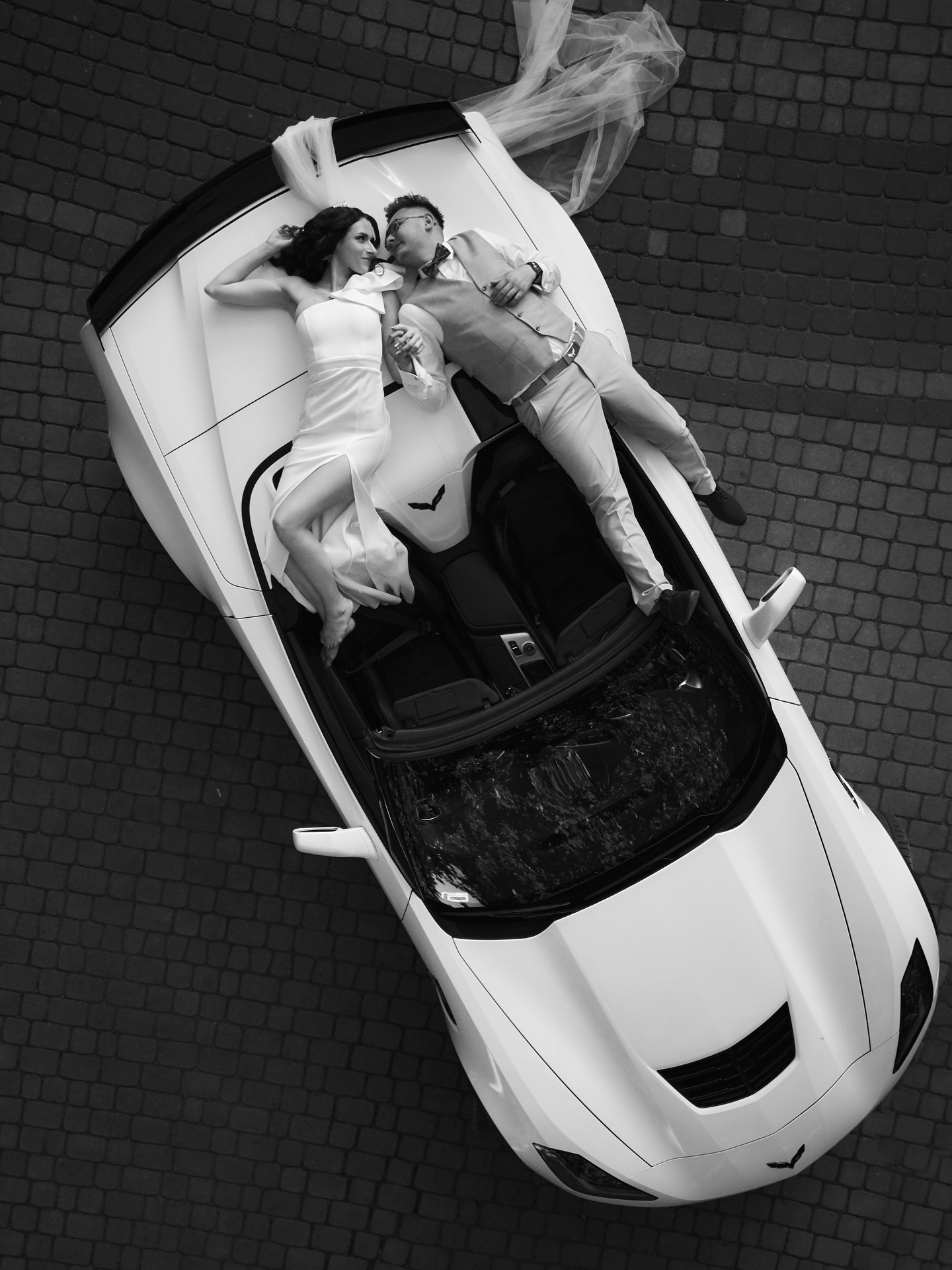 Klasa, miłość i odrobina prędkości ✨

Corvette

#slubnaglowie #sesjaslubna #wesezezklasa #nowoczesnyślub #panmlody pannamłoda fotografiaslubna fotografslubny slubneinspiracje corvette corvettewedding weddingcar luxurywedding editorialwedding destinationweddingphotographer modernbride voguewedding highfashionwedding weddinginspiration chicwedding luxuryweddingphotographer dronephotography weddingdrone slub2027 blackandwhitewedding elopementphotographer